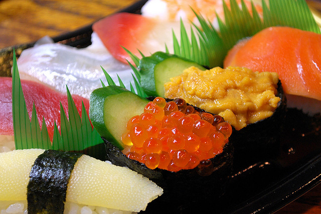 sushi,Japanese,Muslim,food,